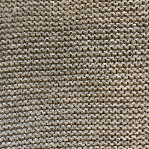 Jacadi Girls Knitted Neck Warmer in Gray with Bow. - Picture 3 of 7